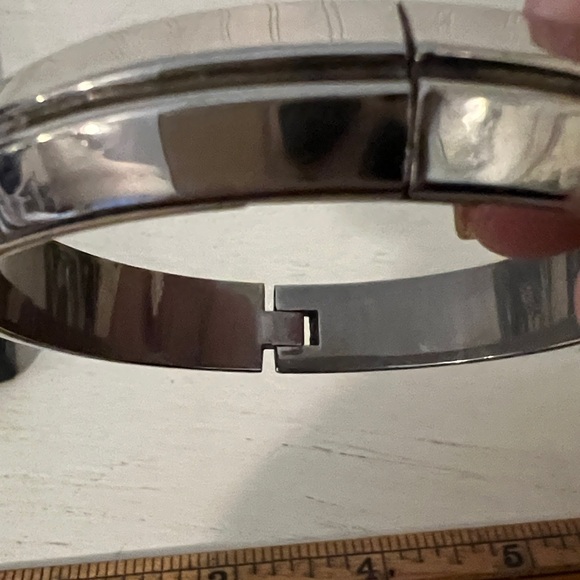 Heavy Vintage Stamped Sterling Silver Hinged Cuff Bracelet – Modernist